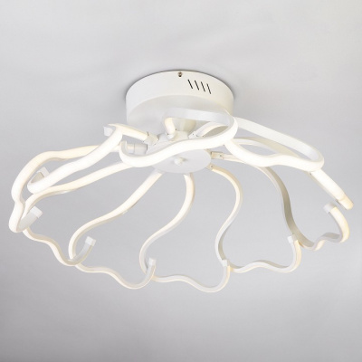 Потолочная люстра Eurosvet Begonia 90095/10 белый 100W фото Потолочная люстра Eurosvet Begonia 90095/10 белый 100W. Фото №2